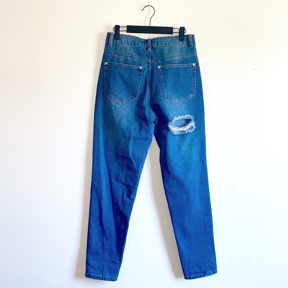 PrettyLittleThing Boyfriend Jeans